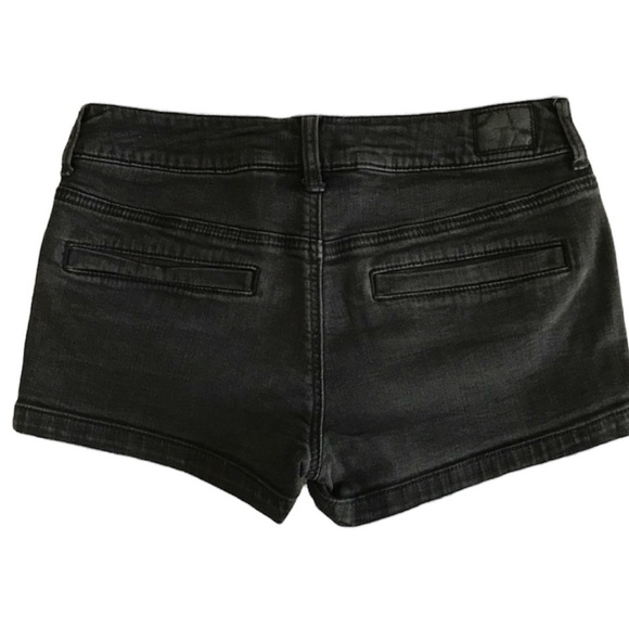 American Eagle Washed Black Jean Shorts Y2K Size 6. - Picture 3 of 6